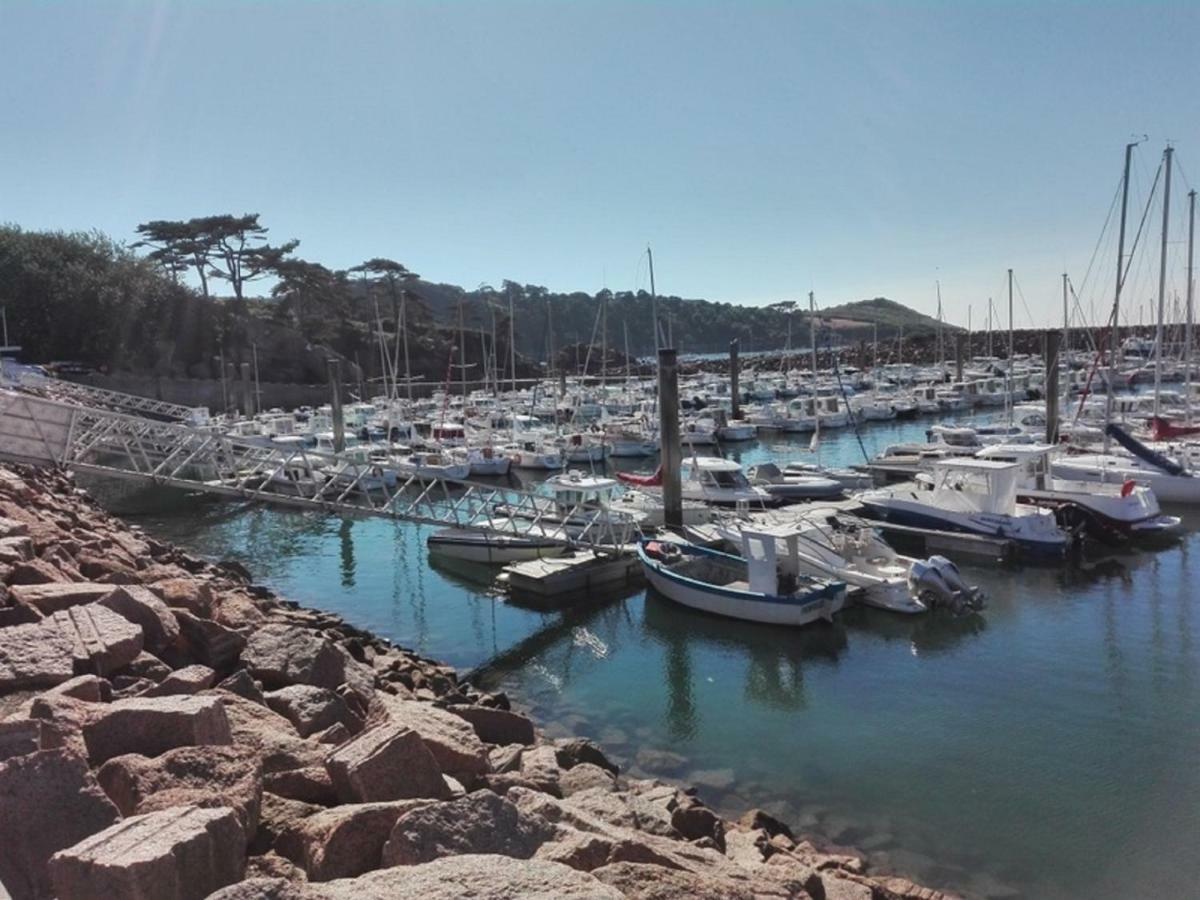 Vue Mer Cote De Granit Rose En Bretagne Trébeurden Exterior photo